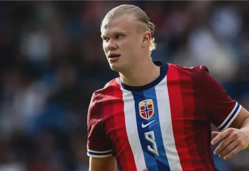 2025／26赛季英超：太惨了！输球又伤人！阿斯顿维拉2-1曼联（2025／26赛季英超：曼联1-2不敌阿斯顿维拉，失利又折将）