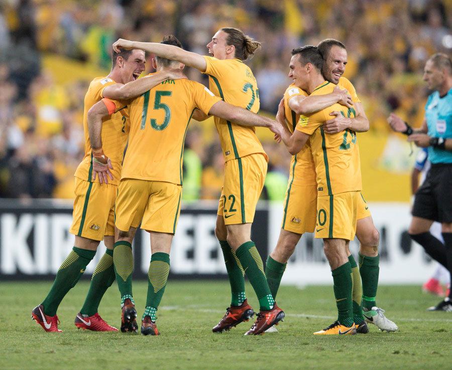 2025中超最佳教练候选：徐正源、斯卢茨基领衔，穆斯卡特无缘（2025中超年度最佳教练候选名单：徐正源、斯卢茨基领跑，穆斯卡特未入选）