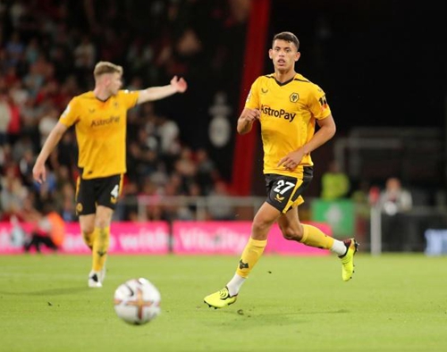 新一轮的欧冠势力版图更新：本轮阿森纳击败拜仁慕尼...（欧冠格局再洗牌：阿森纳本轮击败拜仁慕尼黑）