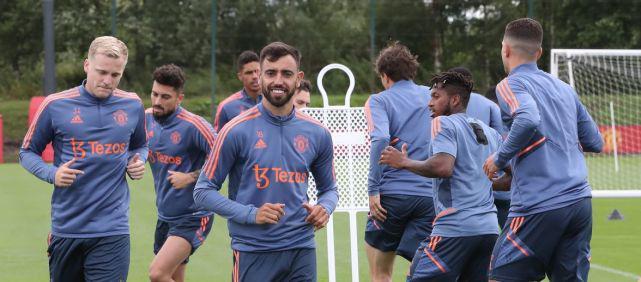 邦马蒂：佩德里是名顶级球员，但在各类奖项上的认可度却很低（邦马蒂：佩德里是顶尖球员，却在奖项评选中常遭低估）