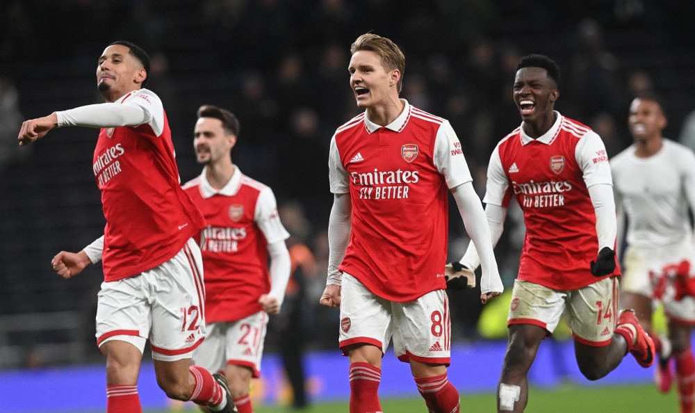 刚有起色就受伤！斯洛特回应伊萨克伤情：进球后无法坚持通常情况都不好（刚起势就伤退！斯洛特谈伊萨克伤情：进球后坚持不住，多半不是好消息）