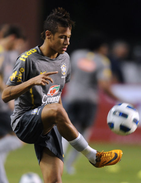 埃尔切在主场已经47年没赢过皇马，上次赢球追溯到77／78赛季（埃尔切主场对皇马已47年无胜，上一场胜利可追溯至1977／78赛季）