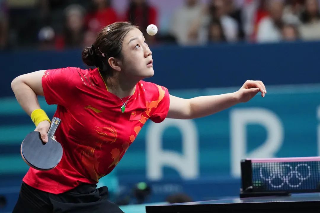 NBA ｜ 爱德华兹爆发轰37分 木狼逆转快艇止连败.